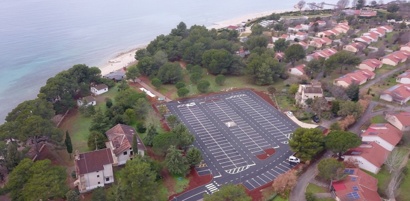 Parking Valbandon